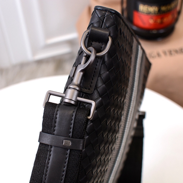 ボッテガヴェネタバッグ角部分ディテール